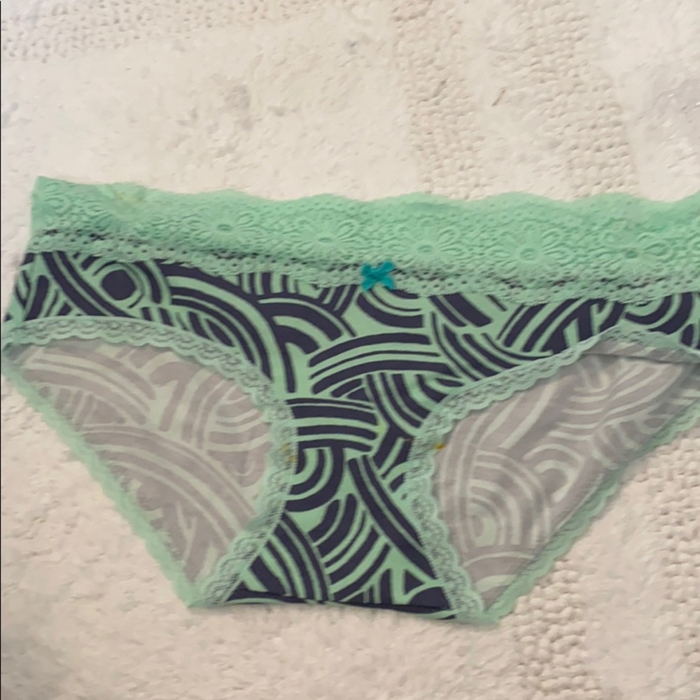 Aerie psychedelic print lace top bikini panty med